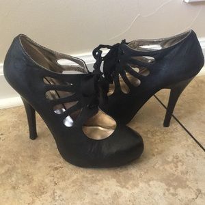 Steve Madden Missy black lace up heels size 9.5